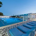 Narges Hotel 4*