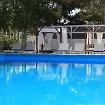 Narges Hotel 4*