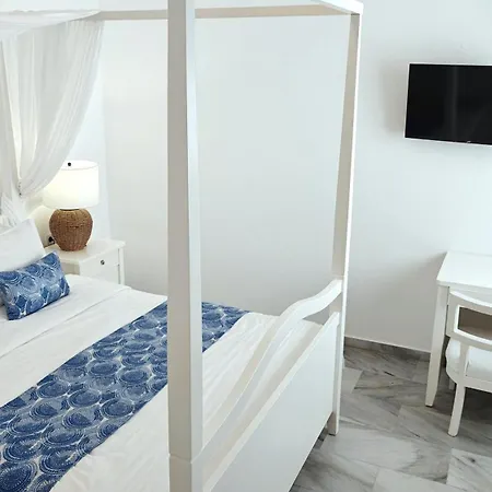 Ξενοδοχείο Narges 4*