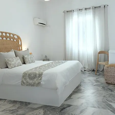 Narges Αλυκή