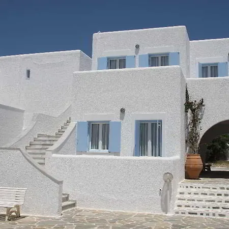 Ξενοδοχείο Narges 4*