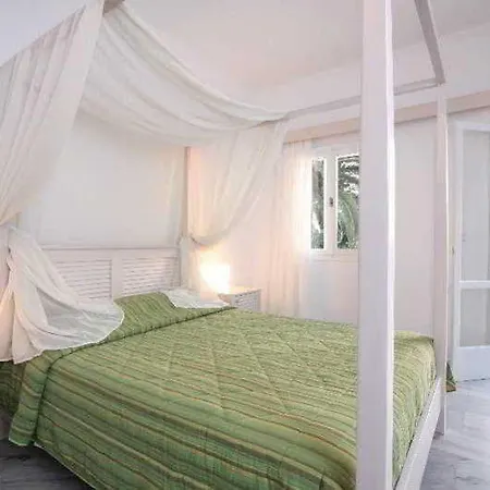 Narges Otel