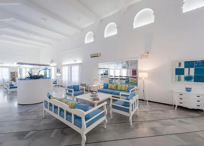 Narges Hotell Alikí